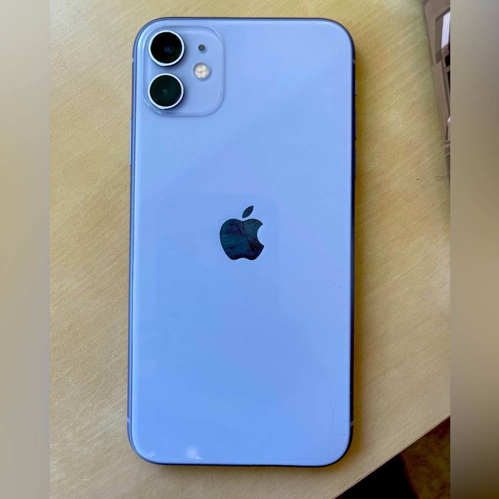 iPhone 11 some scuffs-turns on can be with any carrier
